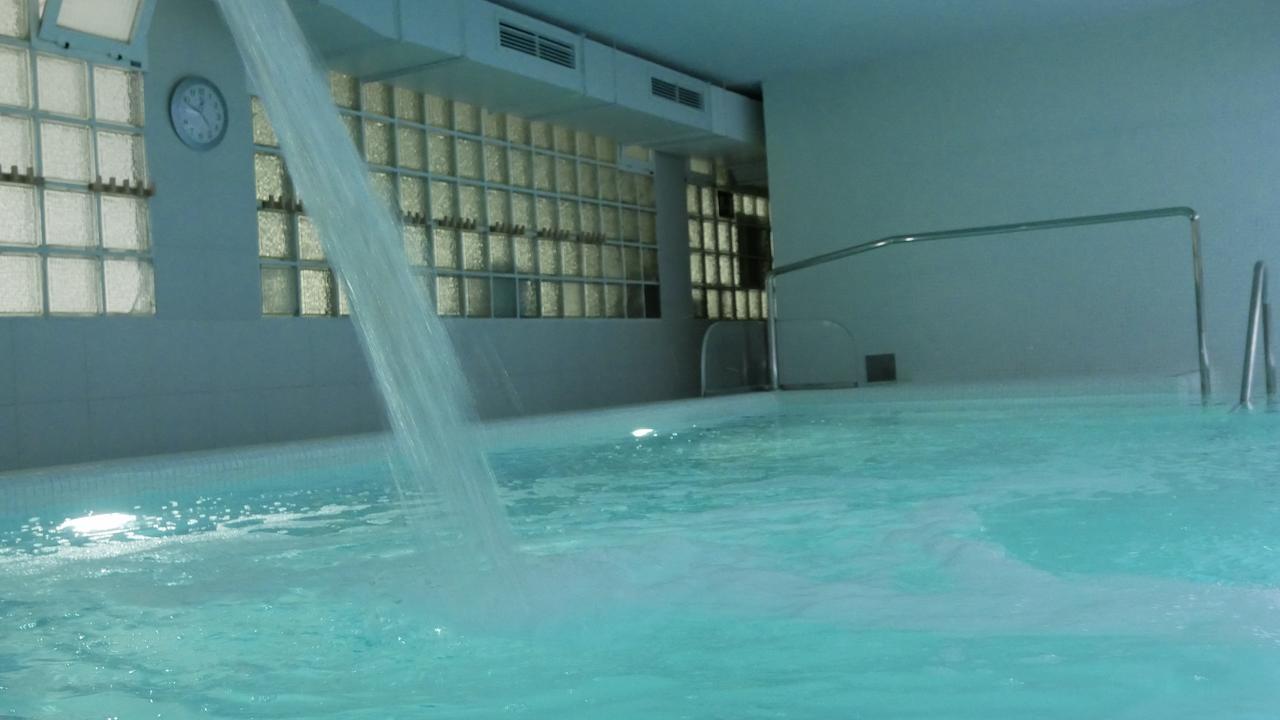 Balneario De Tus Hotel Йесте Екстериор снимка